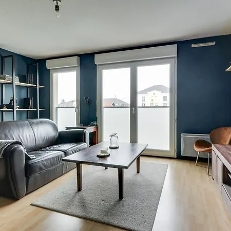 *Croix Bonneau* 2P -Parking-Tram - Proche Centre Ville * נאנט